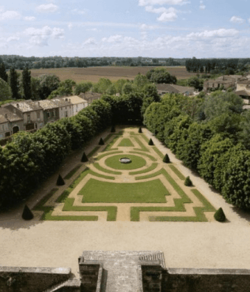 33-Cadillac-sur-Garonne-Jardin-du-chateau-©Ph.-Berthe-Centre-des-Monuments-Nationaux