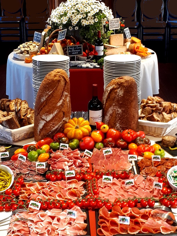 Buffet de charcuteries-buffet basque