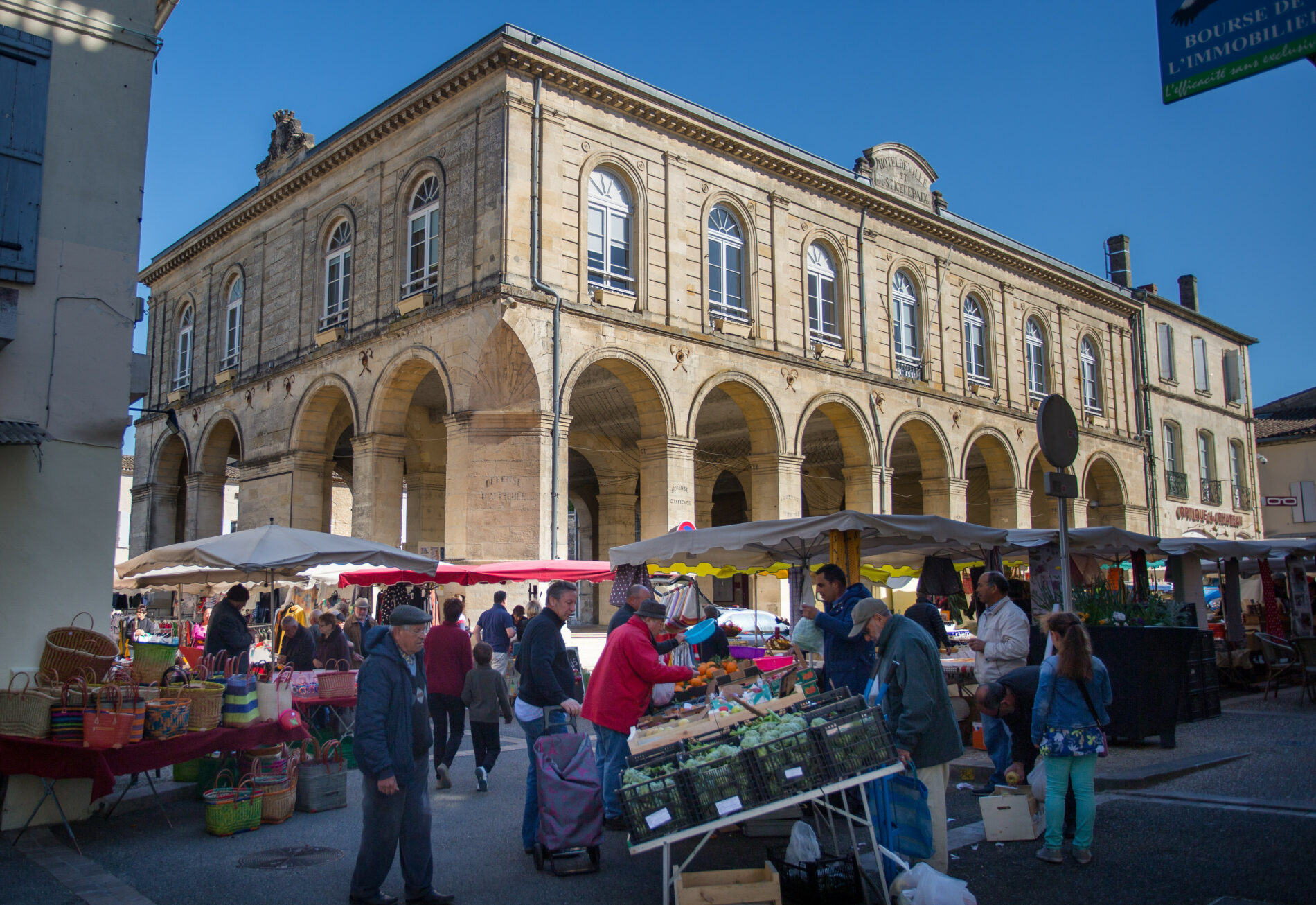 Cadillac-Marché1