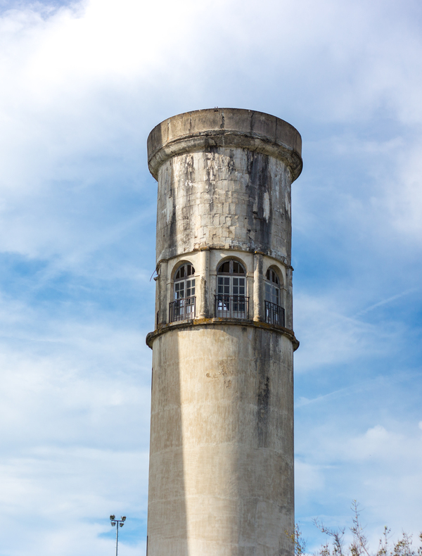 Château d'eau Le Corbusier - PODENSAC - La Gironde du Sud