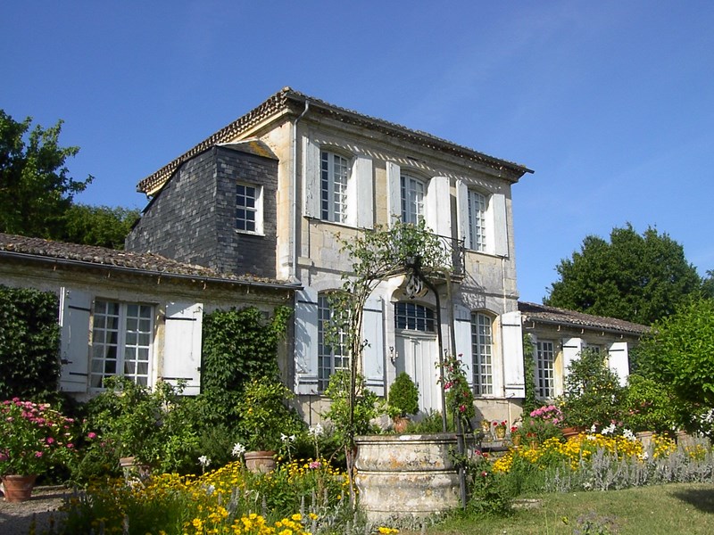 Chateau-de-Mongenan-1--Copier-