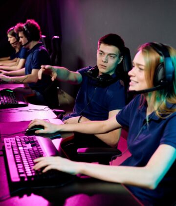 E-Sport-AdobeStock_338542813-scaled