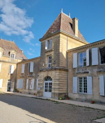 Façade chateau beauséjour