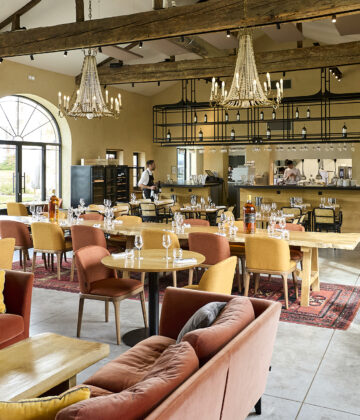 Restaurant La Chapelle de Guiraud - Salle Principale (25)