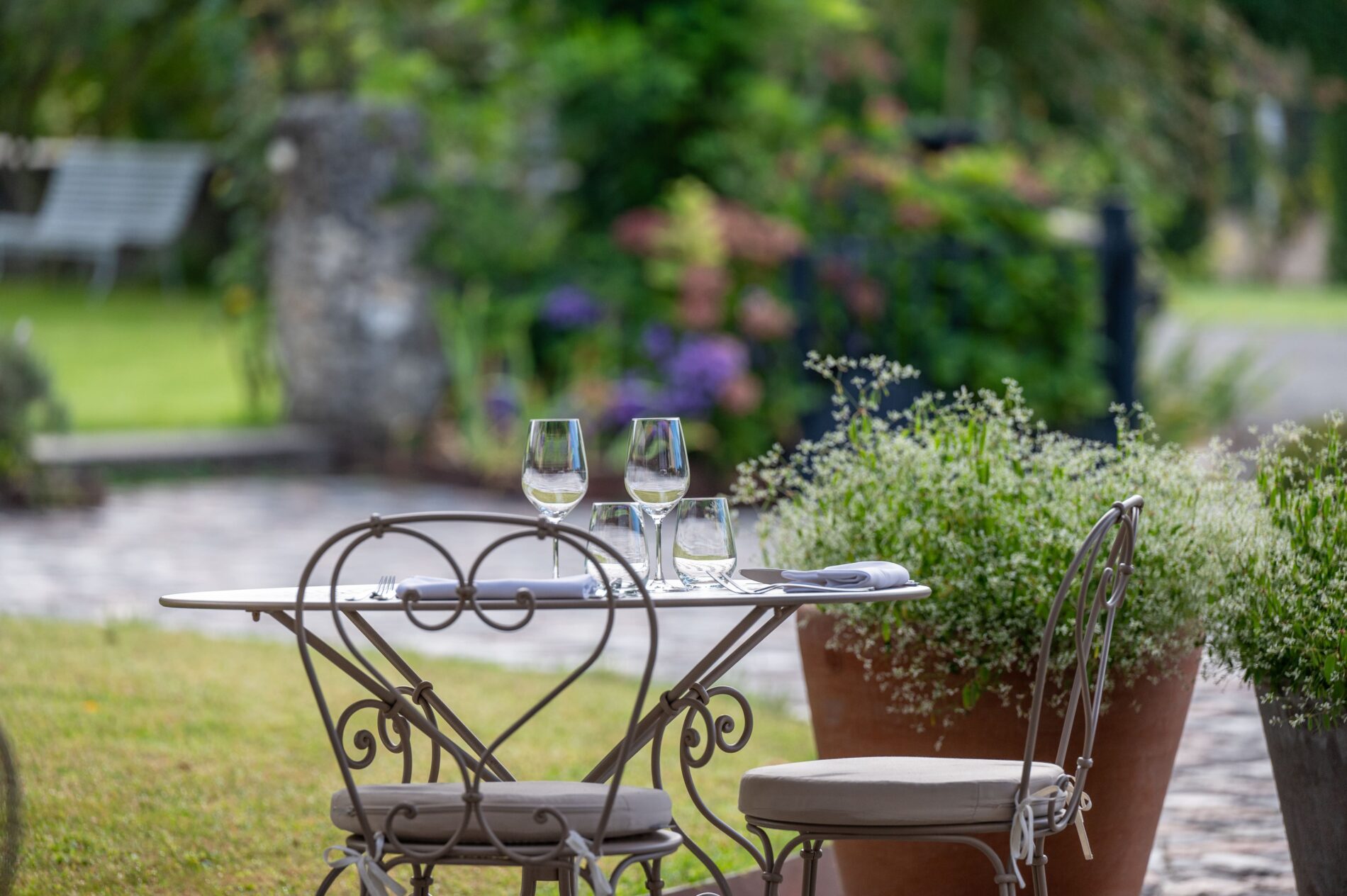 TABLE TERRASSE 2