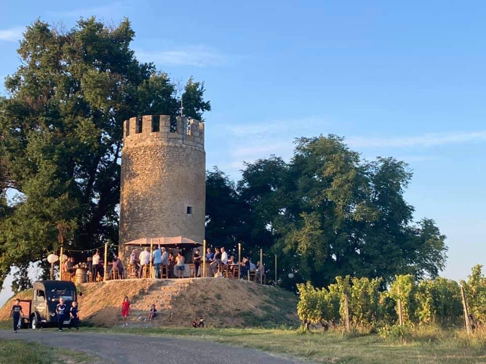 château vieille tour