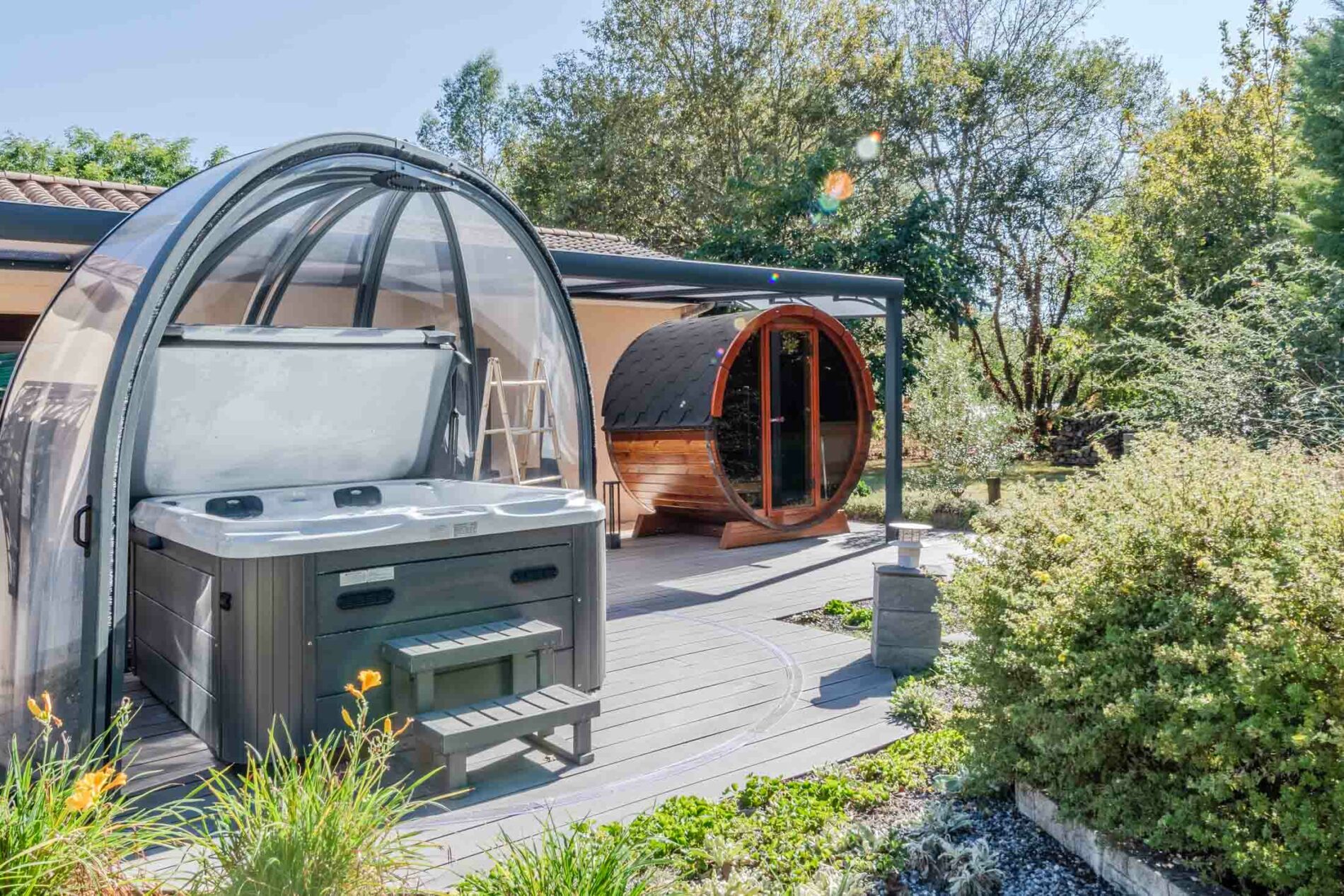 gite-piscine-sauna-spa-pres-de-bordeaux-lescale-sud-gironde-gite-tribord-couple-40