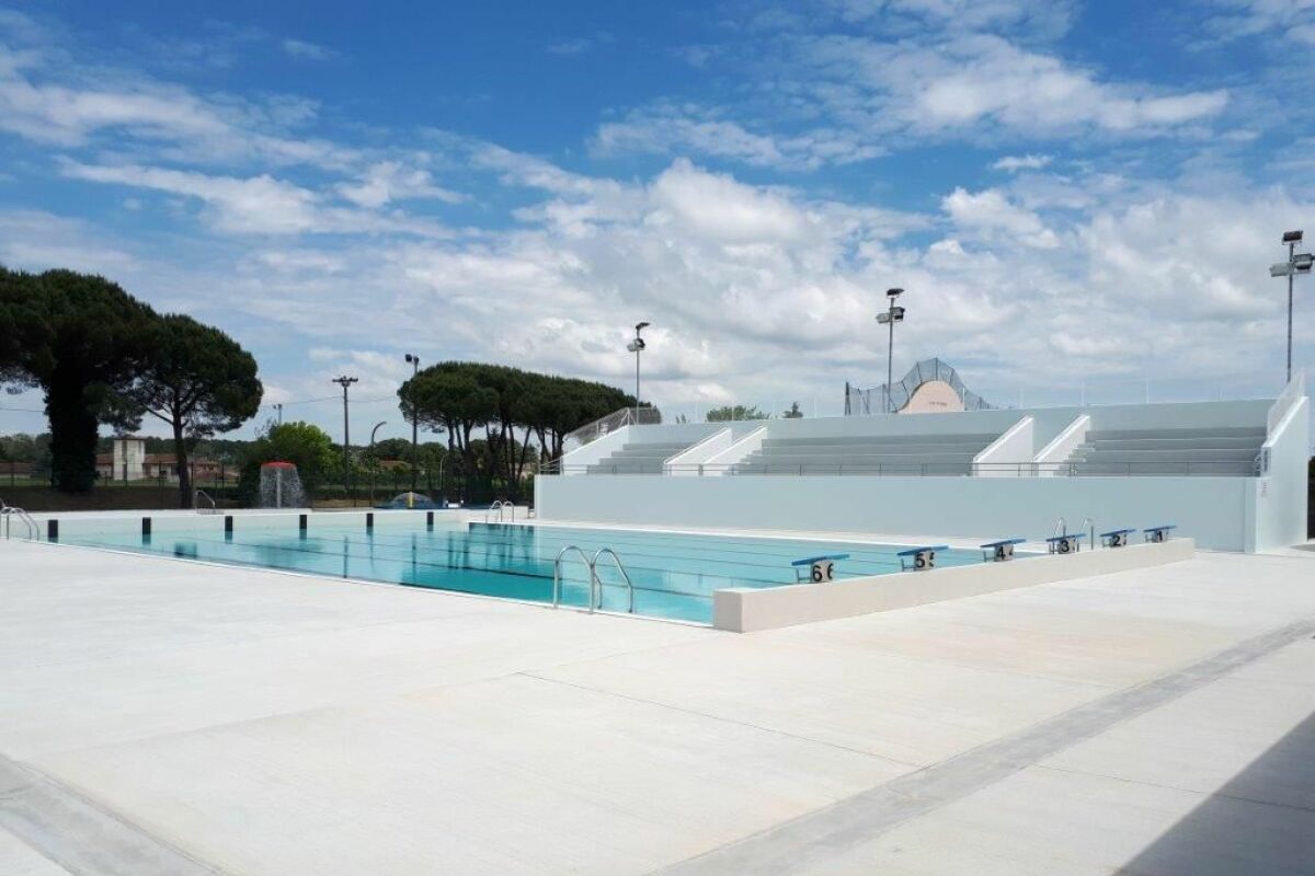 piscine-d-ete-de-bazas-27184-1200-800