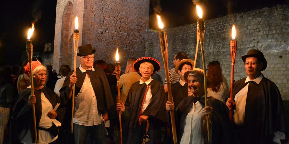 ronde de nuit flambeaux